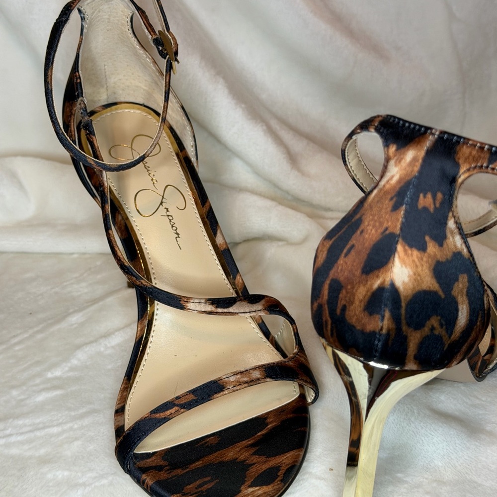 Jessica Simpson Qamille Leopard Print Strappy Stiletto Heels size 8 new - Picture 10 of 15